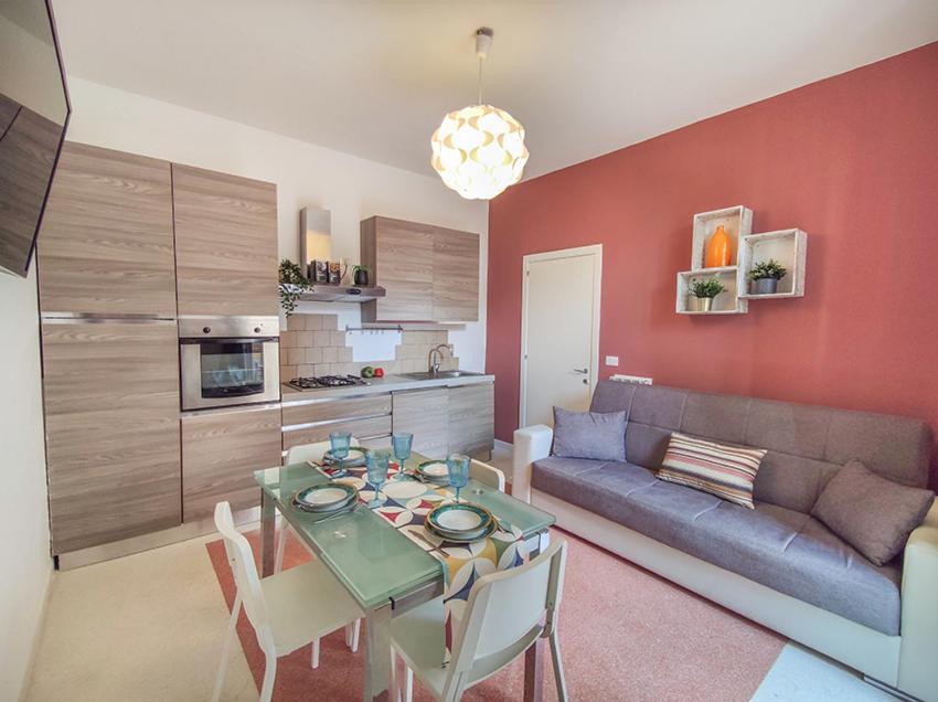 Casa Chiara In Centro Con Corte Privata ซัน เบเนเดตโต เดล ตรอนโต ภายนอก รูปภาพ