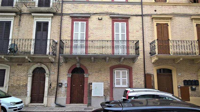 Casa Chiara In Centro Con Corte Privata ซัน เบเนเดตโต เดล ตรอนโต ภายนอก รูปภาพ