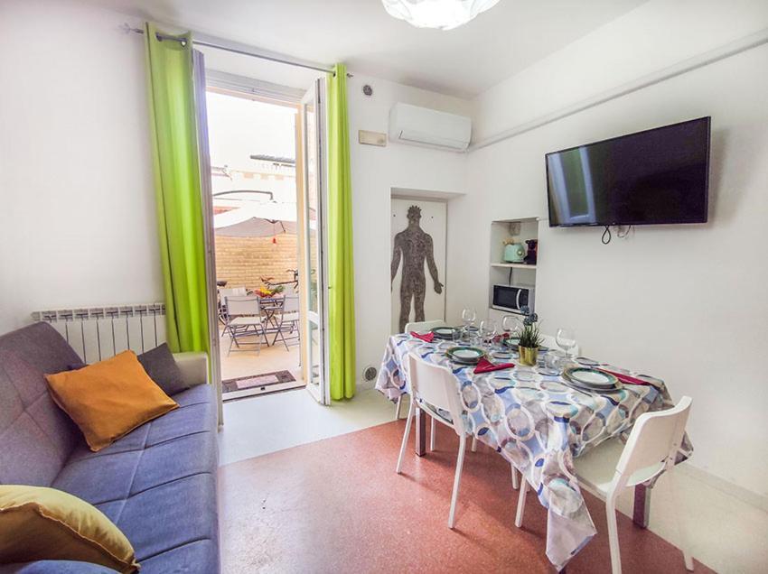 Casa Chiara In Centro Con Corte Privata ซัน เบเนเดตโต เดล ตรอนโต ภายนอก รูปภาพ