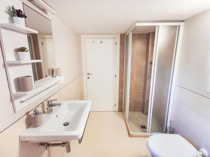 Casa Chiara In Centro Con Corte Privata ซัน เบเนเดตโต เดล ตรอนโต ภายนอก รูปภาพ